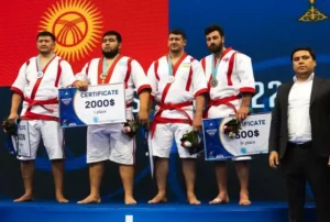 Erkek sporcular 82kg, 90kg, 100kg ve 100kg+ sıklette, bayanlar 75kg