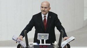 İçişleri Bakanı Süleyman Soylu, terör örgütü PKK'nın siyasi uzantısı HDP'li