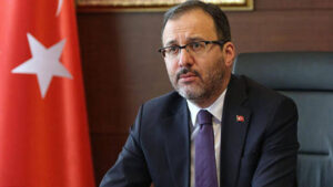 Deprem nedeniyle spor organizasyonları durduruldu. Türkiye futbol liglerinde yaşanan deprem