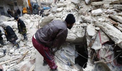 Depremde Suriye’de ölenlerin sayısı yükselirken enkaz altında doğum gerçekleşti!