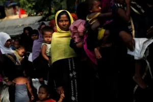 Bangladeş’teki Arakanlı Müslümanlar bakımsız kamplarda zor durumda: BM yardımları kesildi