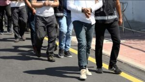 Kağıthane’de uyuşturucu madde ticareti yapan şüphelilere yönelik çalışma kapsamında, 25