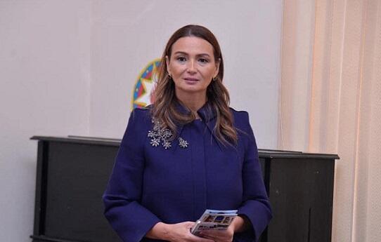 qenire-pashayeva (1)