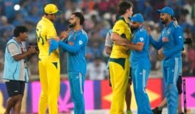 Keşmirli öğrenciler Hindistan’ın Dünya Kupası yenilgisini ‘kutladıkları’ için terörle suçlandı