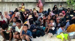 Arakanlı mülteciler Endonezya’nın batısındaki küçük adada mahsur kaldı