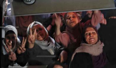 HAMAS, serbest bırakılan Filistinli esirleri tebrik etti