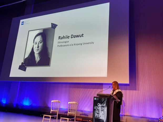 d76faed8-826b-49c5-ae39-00014aeee58d