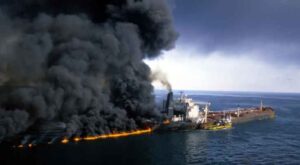 Husiler, Aden Körfezi’nde İngiliz petrol tankerini hedef aldığını duyurdu