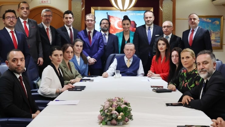 Mısır ziyareti dönüşü gazetecilerin sorularını yanıtlayan Cumhurbaşkanı Erdoğan, FETÖ'yle irtibat