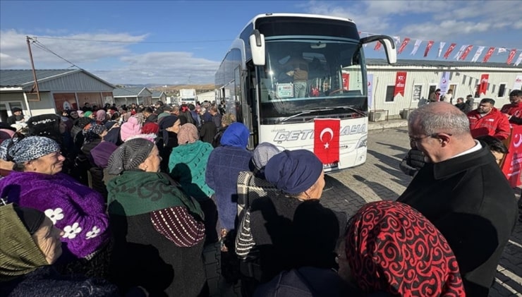 Ahıska Türkü 218 aile Bitlis-Ahlat’a kalıcı olarak yerleştirildi