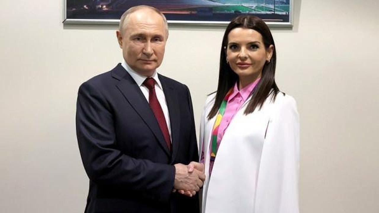 Rusya Devlet Başkanı Vladimir Putin ile bir araya gelen Gagavuzya