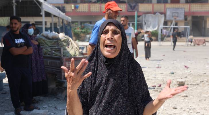 İşgalci israil, Gazze Şeridi'ndeki Filistinlilerin evlerini ve ailelerini hedef alan