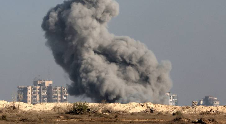 İşgalciler Gazze Şehri’nin batısına saldırılar düzenliyor ve nüfusun yoğun olduğu bölgeleri hedef alıyor Cumartesi günü şafak vakti sahada yaşanan dikkat çekici bir gelişmeyle,