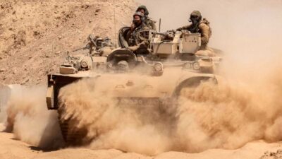 Salı günü, Lübnan ordusu bir dizi ileri karakolunu tahliye ederek