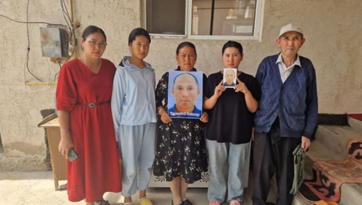 Çin tarafından kaçırılan Doğu Türkistanlı Kazak Türkünün ailesi yetkililere başvurdu Bir ay önce Çin tarafından kaçırılıp gözaltına alınan Kazak Türkü