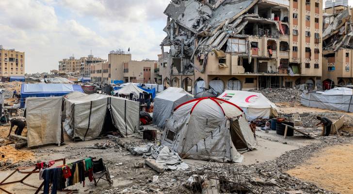 Gazze Sivil Savunma: Yerinden edilmiş kişilere barınak sağlamak için 450 bin çadır gerekiyor Ajans sözcüsü, Gazze Şeridi'nde kötüleşen yerinden edilme krizini çözmek için