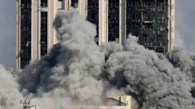 Cumartesi sabahı, Gazze Şeridi'ndeki ambulans ve acil yardım ekipleri, Gazze