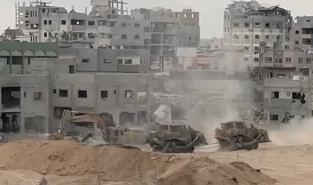 Filistinli kaynaklar Cuma günü erken saatlerde, işgal ordusunun Gazze Şeridi'nden