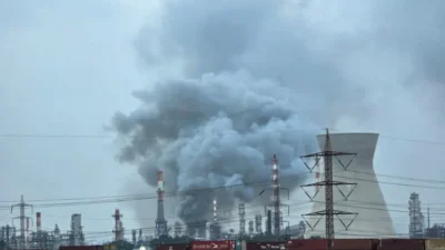 İşgalci israil İç Güvenlik Bakanlığı, bugün Pazar günü İran'dan roket