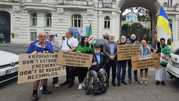 Viyana’da Çeçen muhalif Movlaev’e destek eylemi düzenlendi