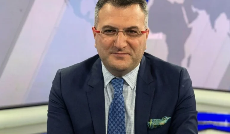 cem-kucuk-tutuklandi-8428_p