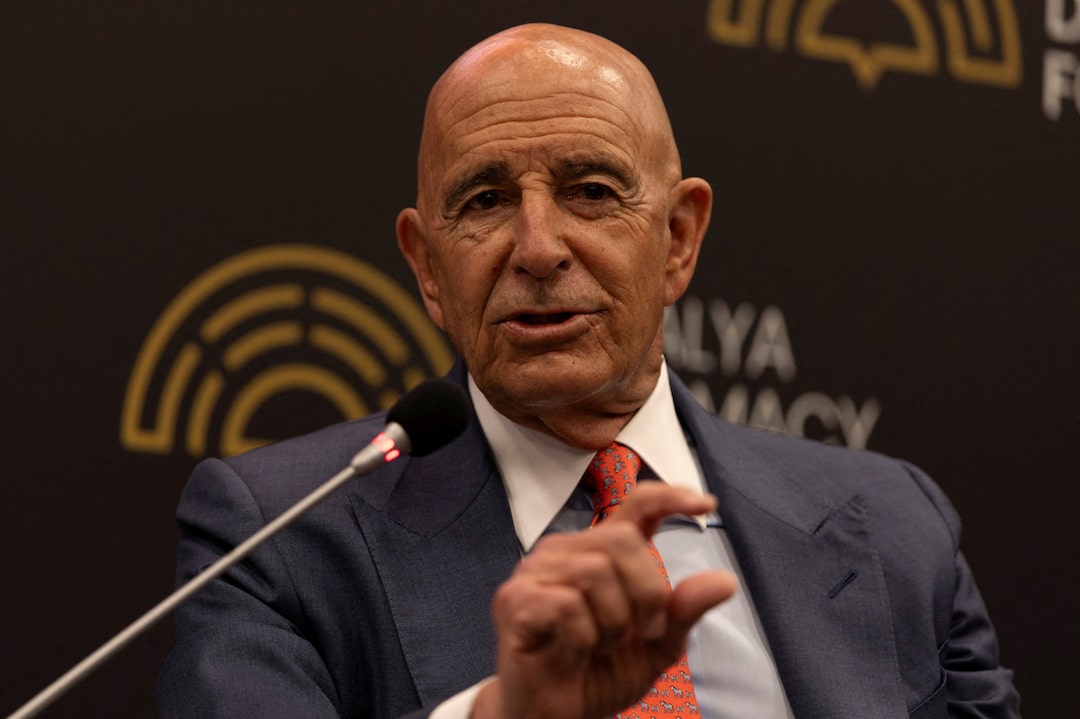 tom-barrack7