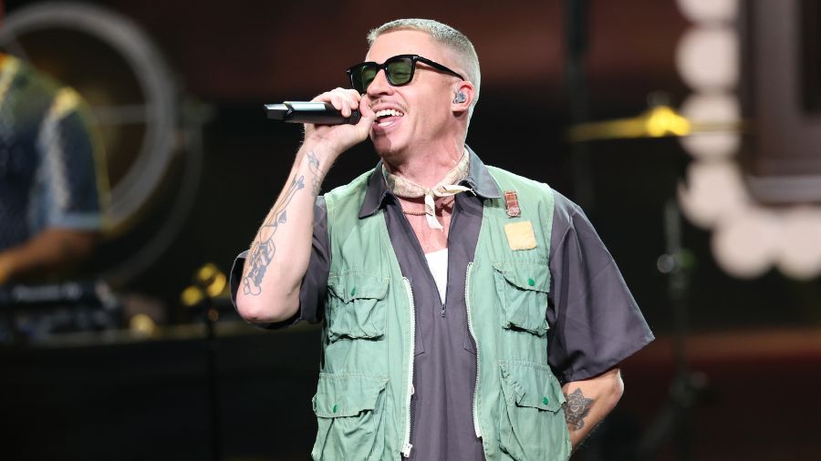 Macklemore__-2026-09.641